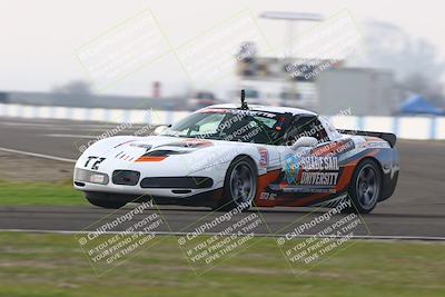 media/Jan-18-2026-CalClub SCCA (Sun) [[8bc6468723]]/Group 5 Race/Turn 1/